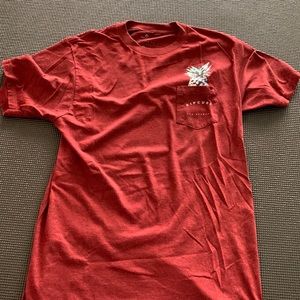 Ripcurl maroon tee
